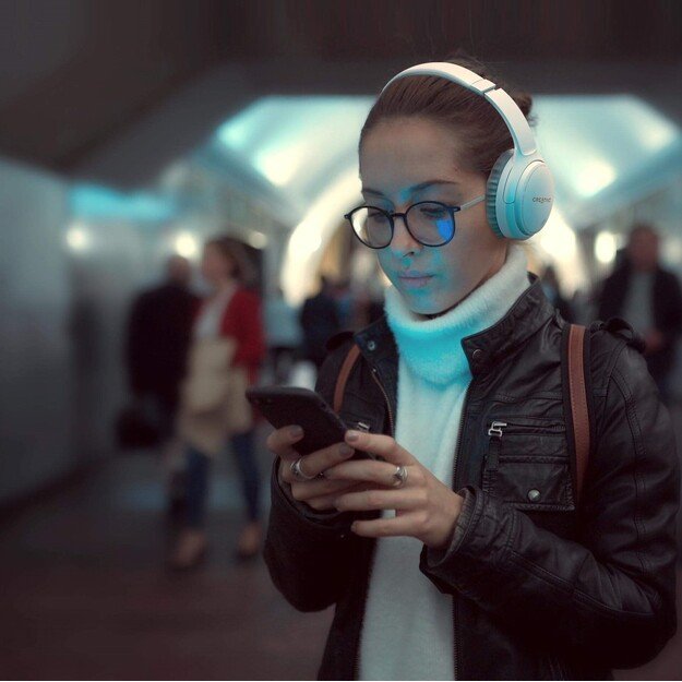 Creative - Zen Hybrid Wireless Over-ear Headphones ANC, White 2