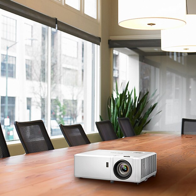 RICOH - Compact Projector PJ WXL5860 30-300'' (4700 Lumen)