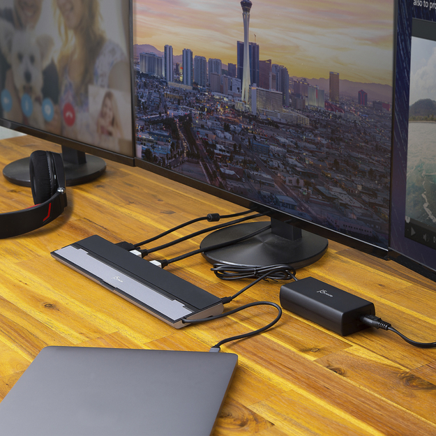J5create - USB-C Triple Display Docking Station With 100W PD Adapter - EU