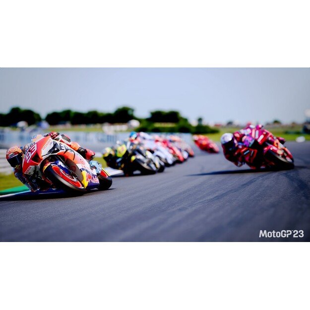 MotoGP 23 (Code in a Box)

  - Nintendo Switch