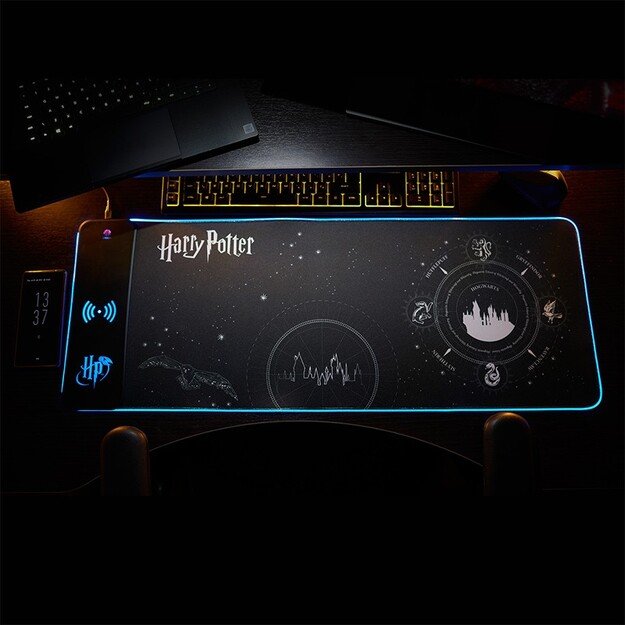 Numskull Harry Potter - Oversize Gaming Mat & Mobile Charger