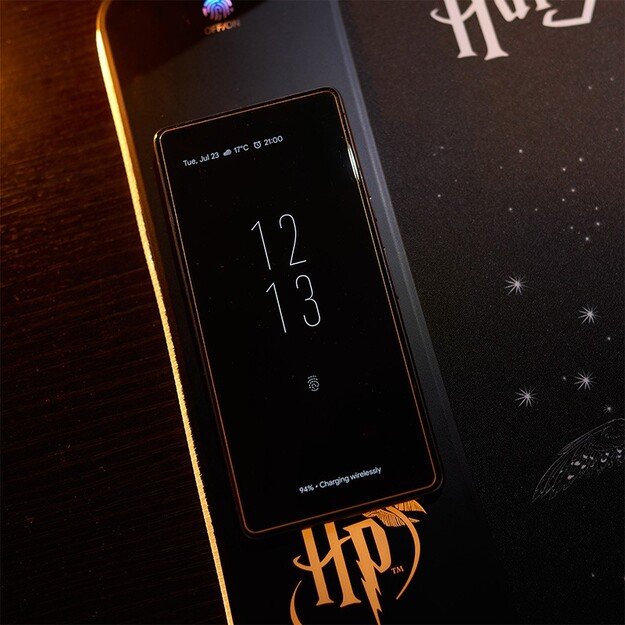 Numskull Harry Potter - Oversize Gaming Mat & Mobile Charger