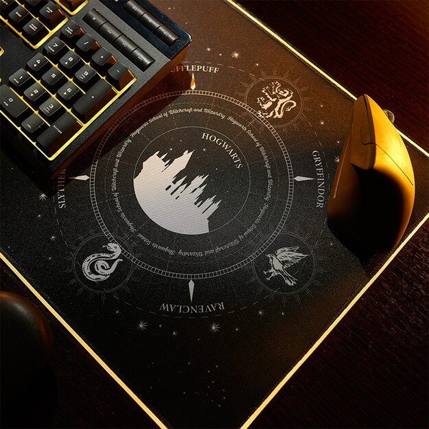 Numskull Harry Potter - Oversize Gaming Mat & Mobile Charger