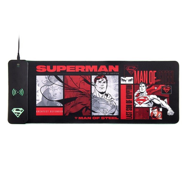 Numskull Superman - Oversize Gaming Mat & Mobile Charger
