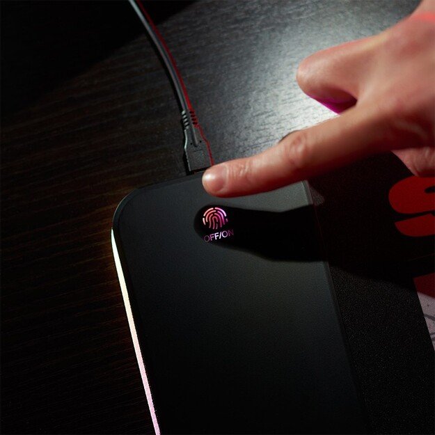 Numskull Superman - Oversize Gaming Mat & Mobile Charger