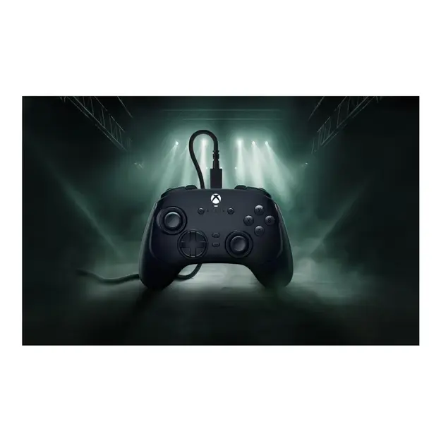 Razer - Wolverine V3 Tournament Edition – Wired Controller for Xbox & PC - Black