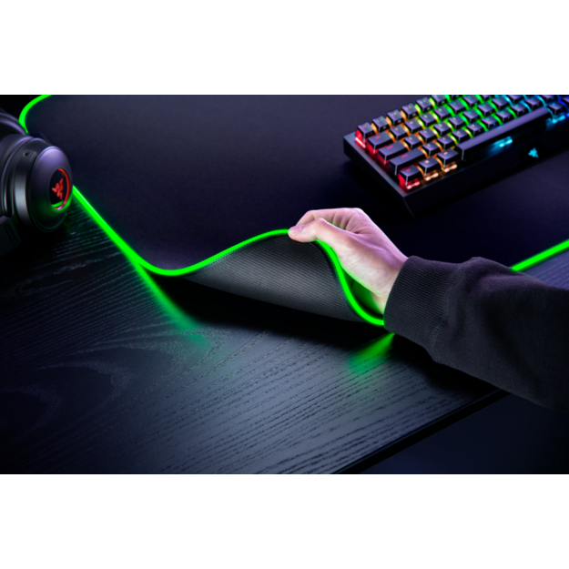 Razer - Goliathus Chroma 3XL gaming mouse mat