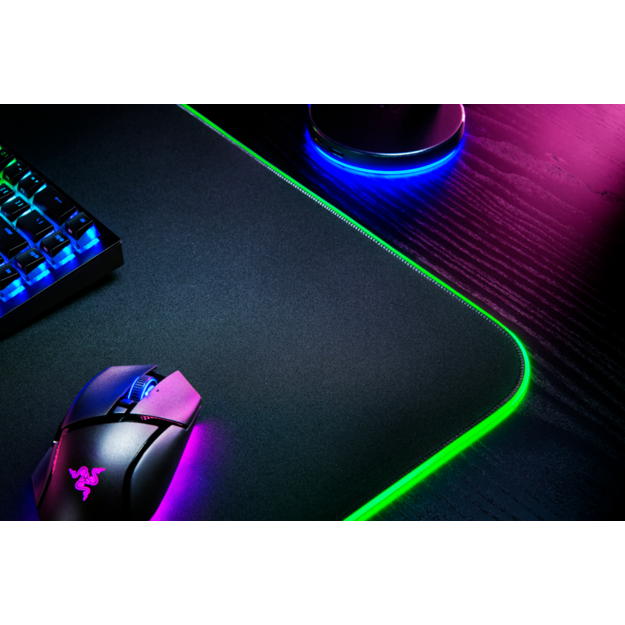 Razer - Goliathus Chroma 3XL gaming mouse mat