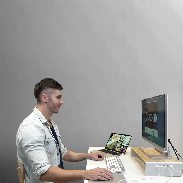 J5create - Wood Monitor Stand With Docking Station