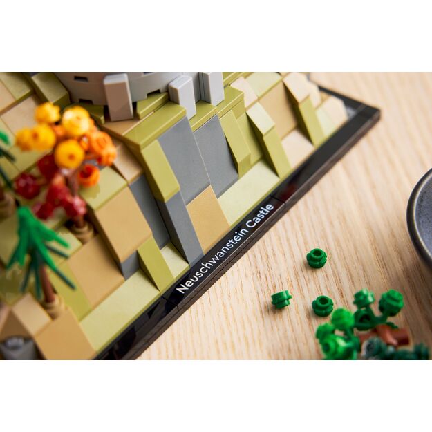 LEGO - LEGO Architecture - Neuschwanstein Castle (21063)
