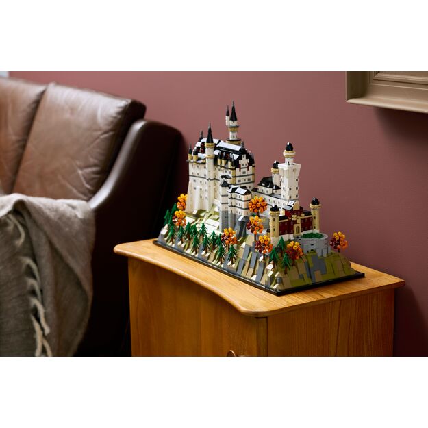 LEGO - LEGO Architecture - Neuschwanstein Castle (21063)