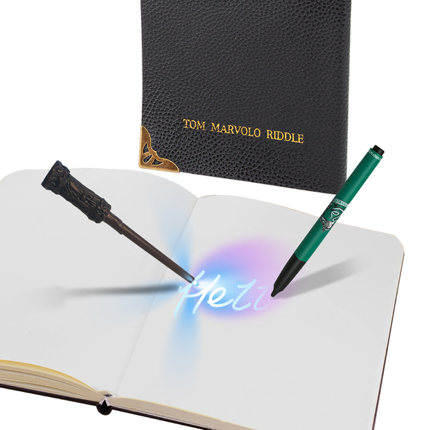 Harry Potter - Tom Riddle's Diary Notebook, Pen & Torch (1025WW)