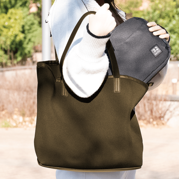 HORI - Reversible Travel Pouch - Black - Mid-size 1
