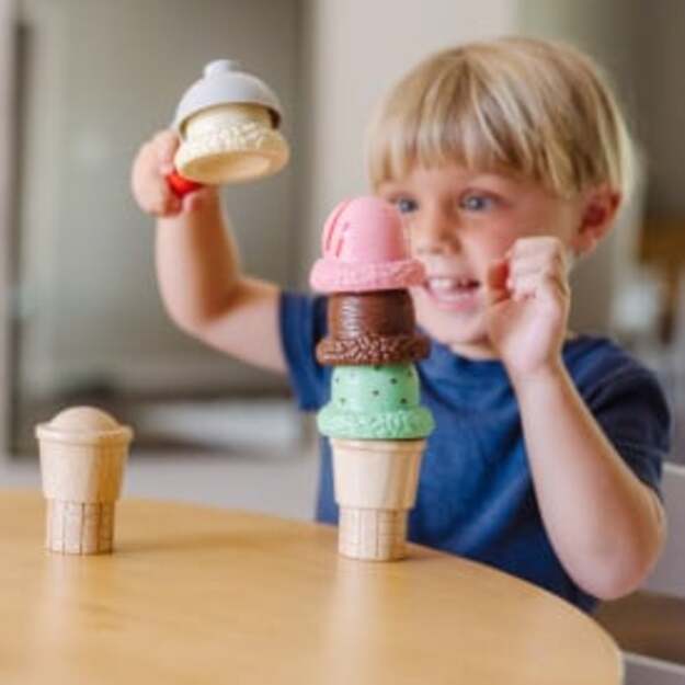 Melissa and Doug - Scoop & Stack Ice Cream Cone Playset - (4087) 10