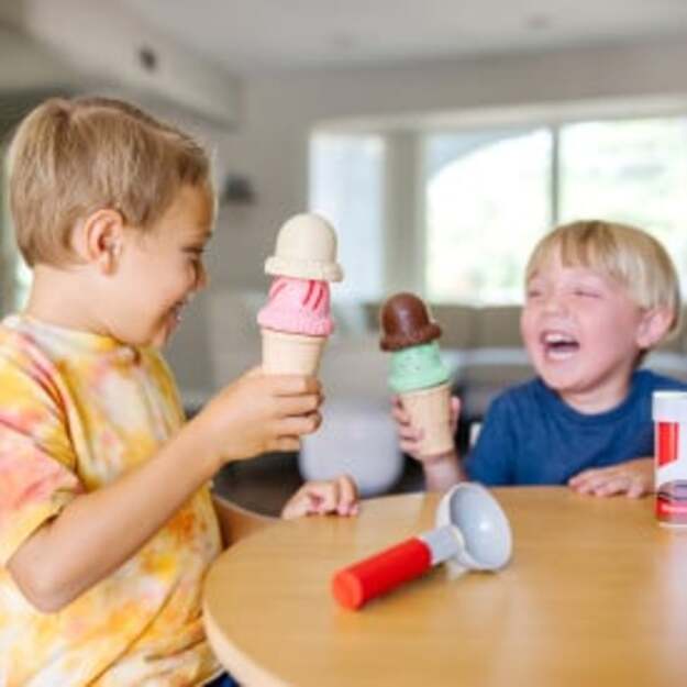 Melissa and Doug - Scoop & Stack Ice Cream Cone Playset - (4087) 7