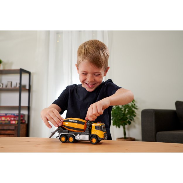Majorette - Volvo Truck Cement Mixer (213723002) 6