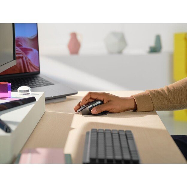 Logitech - MX Mechanical Wireless Illuminated Keyboard - Nordic - Lineair Switch