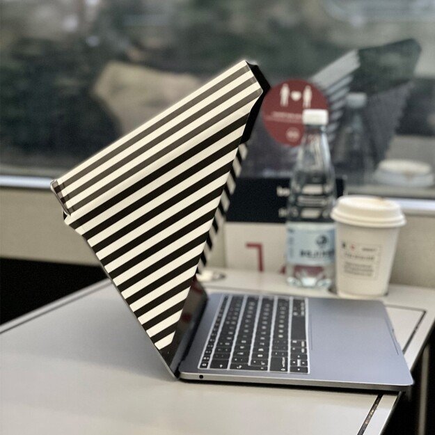 Philbert - Sun Shade & Privacy Ultra Slim Hood - Universal  13”/14” - Striped