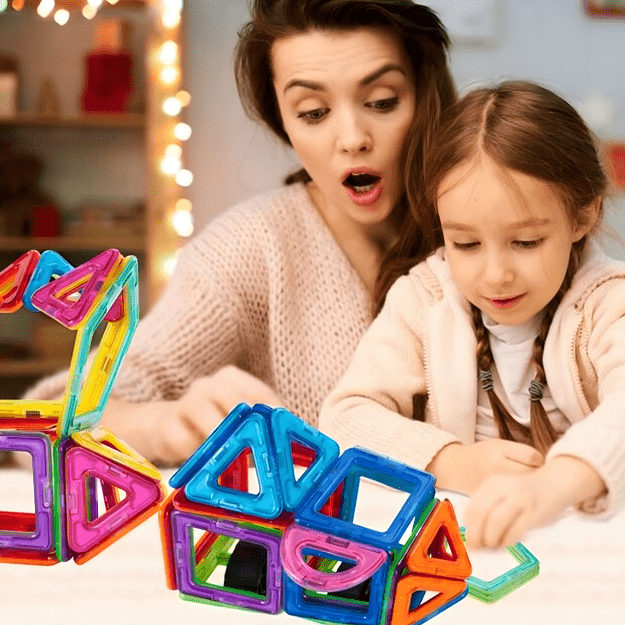 Magnetinių mokomųjų konstruktorių kaladėlių rinkinys 