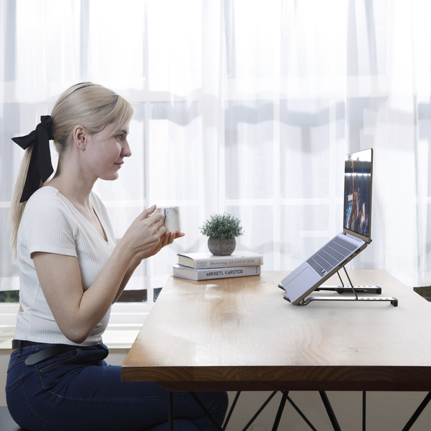 J5create - Laptop Stand With USB 4-Port Hub