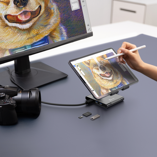 J5create - Multi-Angle Stand With Docking Station For Ipad Pro