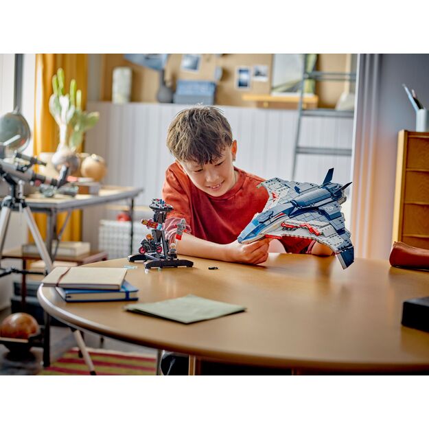 LEGO - Super Heroes - Avengers: Age of Ultron Quinjet (76325)