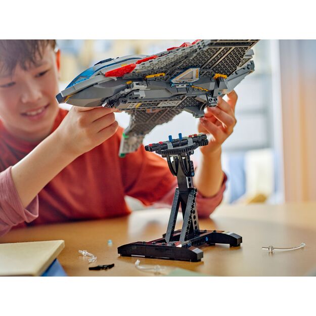 LEGO - Super Heroes - Avengers: Age of Ultron Quinjet (76325)