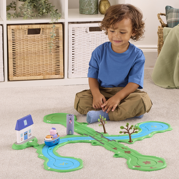 Peppa Pig - Whizz Around Bobbing Along Boat Trip (08345)