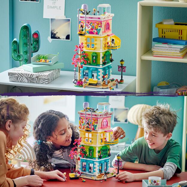 LEGO Friends - Heartlake City Community Center (41748) 3