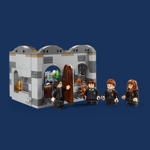 LEGO - Wednesday - Wednesday Addams Figure (76780)