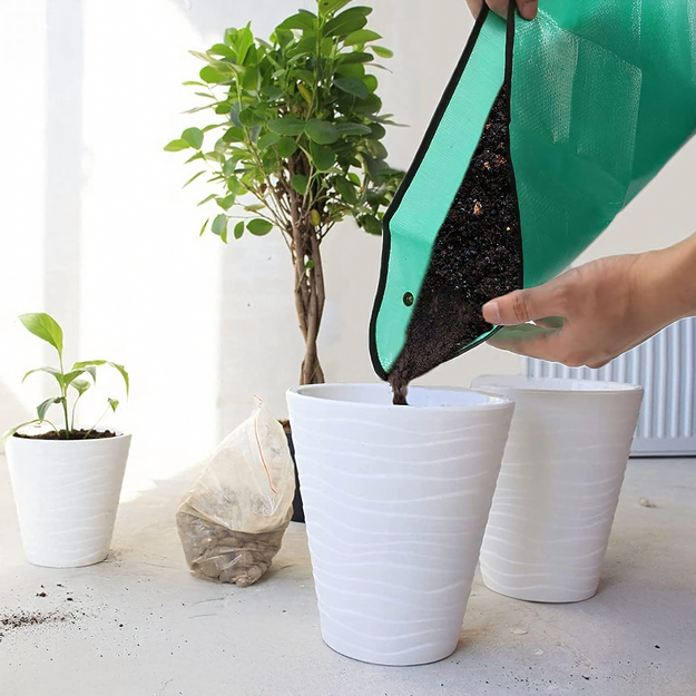 Sodo sodinimo kilimėlis gėlių ir augalų persodinimui 68x68 cm