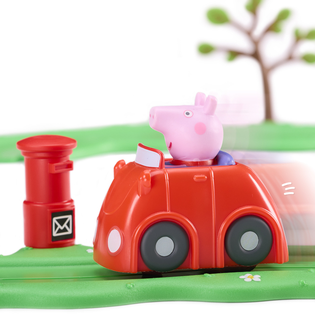 Peppa Pig - Whizz Around Peppa Red Car (8343)