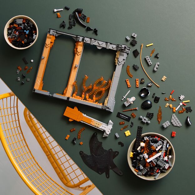 LEGO Icons - The Lord of the Rings: Balrog™ Book Nook (10367).