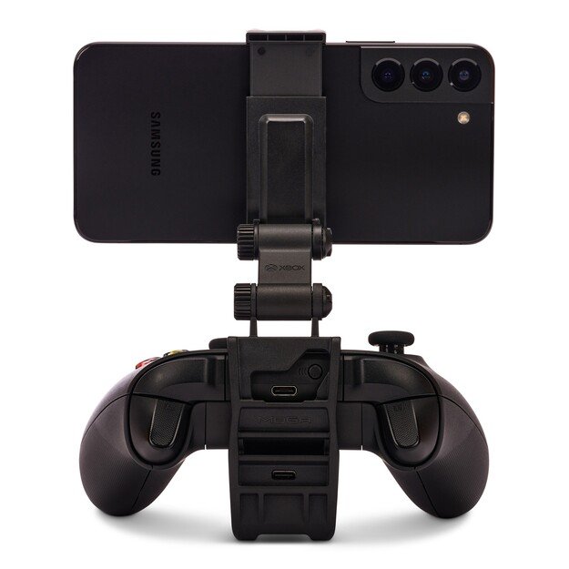 PowerA MOGA Play & Charge Gaming Clip for Xbox wireless controllers 6
