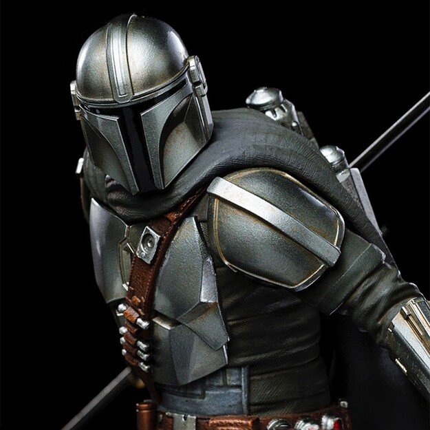 Star Wars - The Mandalorian Statue 4