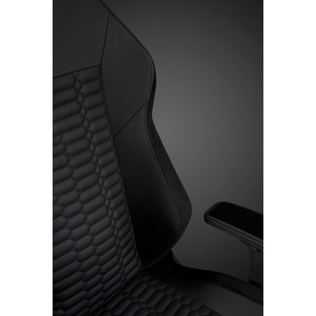Apollon Classic / Black Metal Black seat + Black logo