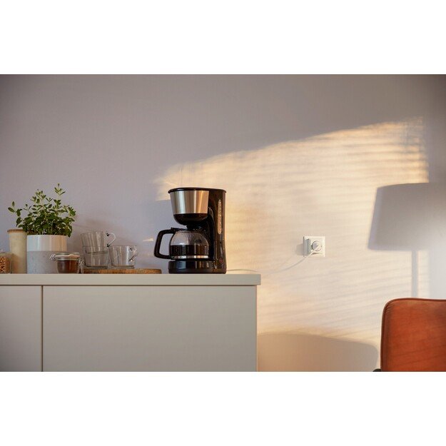 WiZ - Smart Plug EU 9