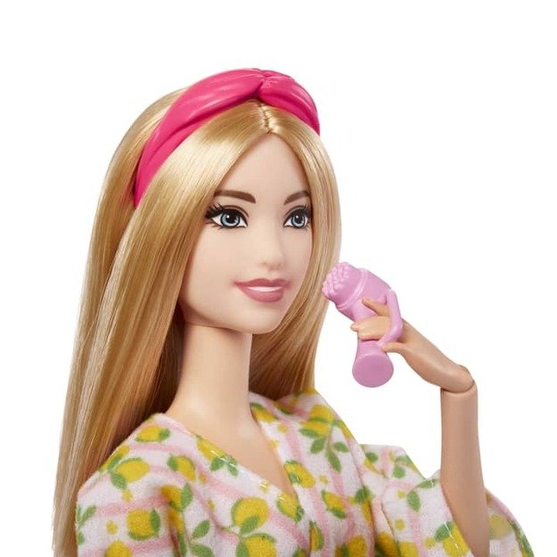 Barbie – Self-Care Spa Day Doll (HKT90) 1