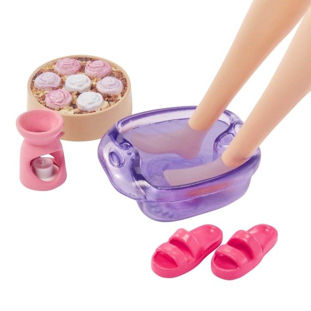 Barbie – Self-Care Spa Day Doll (HKT90) 2