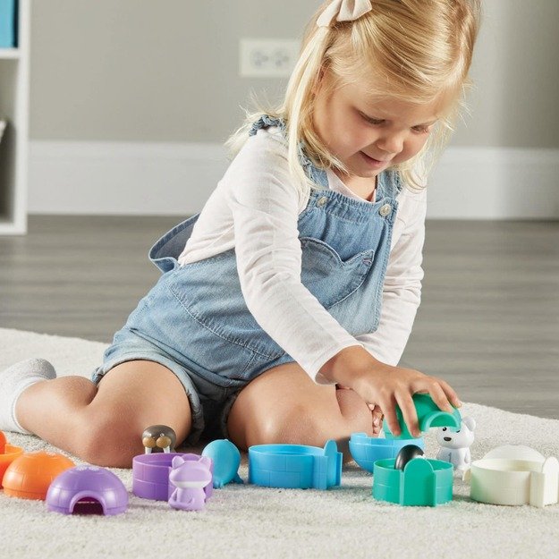 Learning Resources - Sort & Seek Polar Animals (LSP6811-SCA) 2