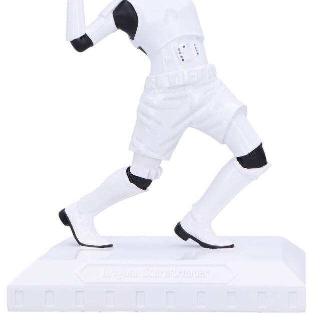 Stormtrooper Serve It! 4