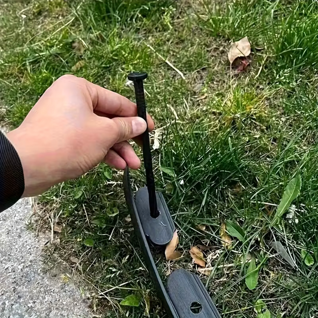 Enkura tapas zāliena malu apmaļu apcirpšanai Enkura tapa 15 cm 30 gab.