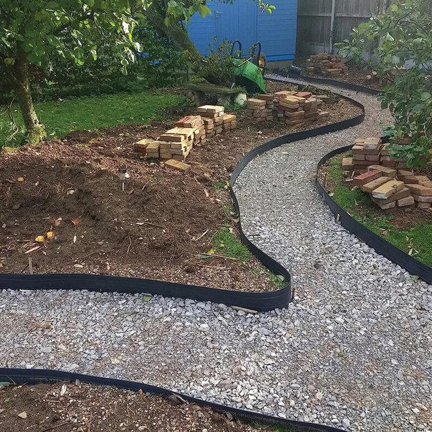 5 vnt. vejos apvadų rinkinys, 60 mm x 50 mm x 10 m, 30 juodų kaiščių ir inkarų