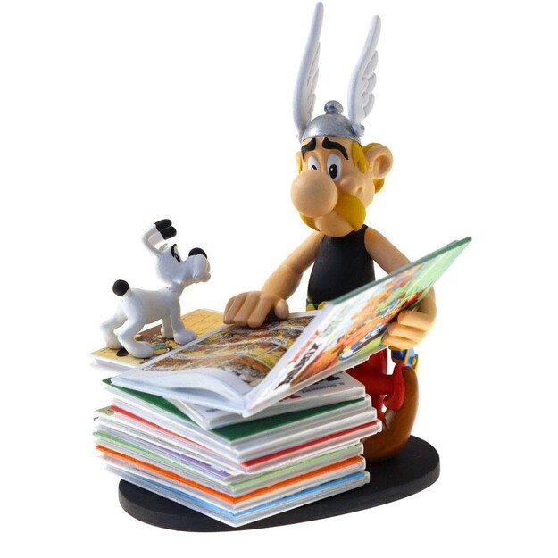 ASTERIX STACK OF COMICS 2ND EDITION