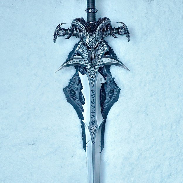 World of Warcraft - Frostmourne Sword Replica Scale 1/1 11