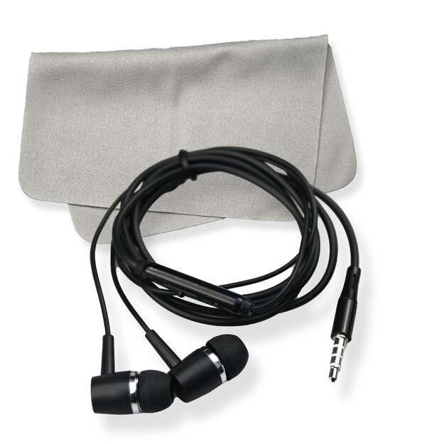 Freaks And Geeks - Switch 2 Accessories : 7in1 carry bag kit