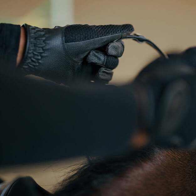 HANSBO SPORT - Sporty Glove - Touchscreen compatible -M