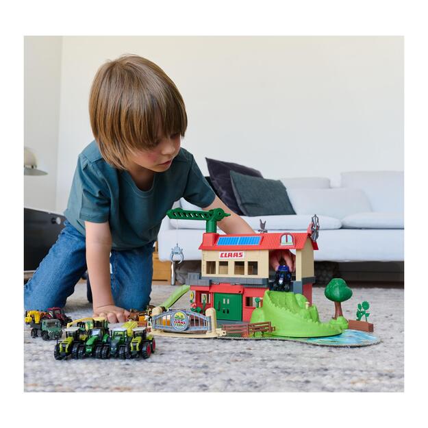 Majorette - Farmyard + 3 Vehicles (8503009000)