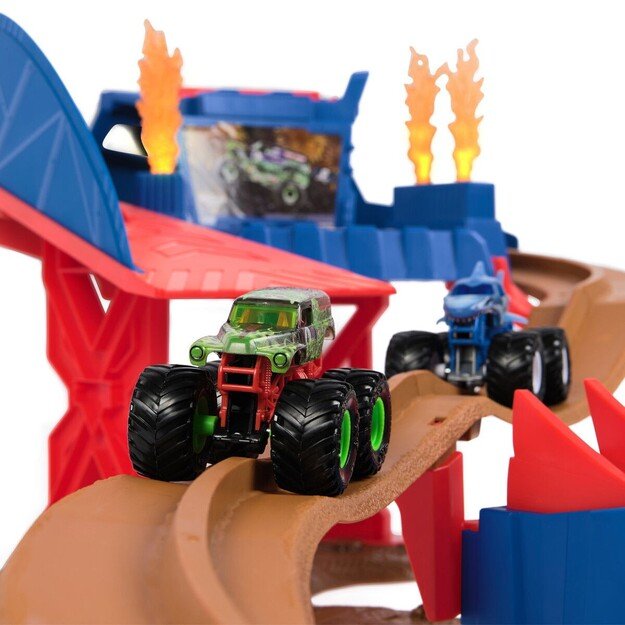 Monster Jam - 1:64 Super Charger Speedway Playset (6071089) 3
