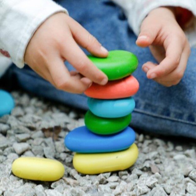 Haku Yoka - Shaped Crayons - Stone Stack Crayons (59CP233115)